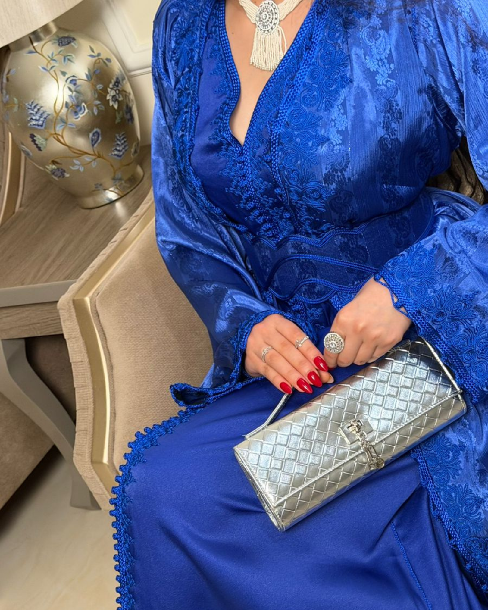 A luxurious, regal, and elegant Moroccan takchita ✨